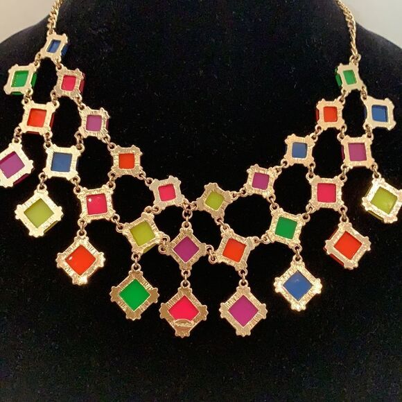 Amrita Singh Statement Necklace - Picture 5 of 5